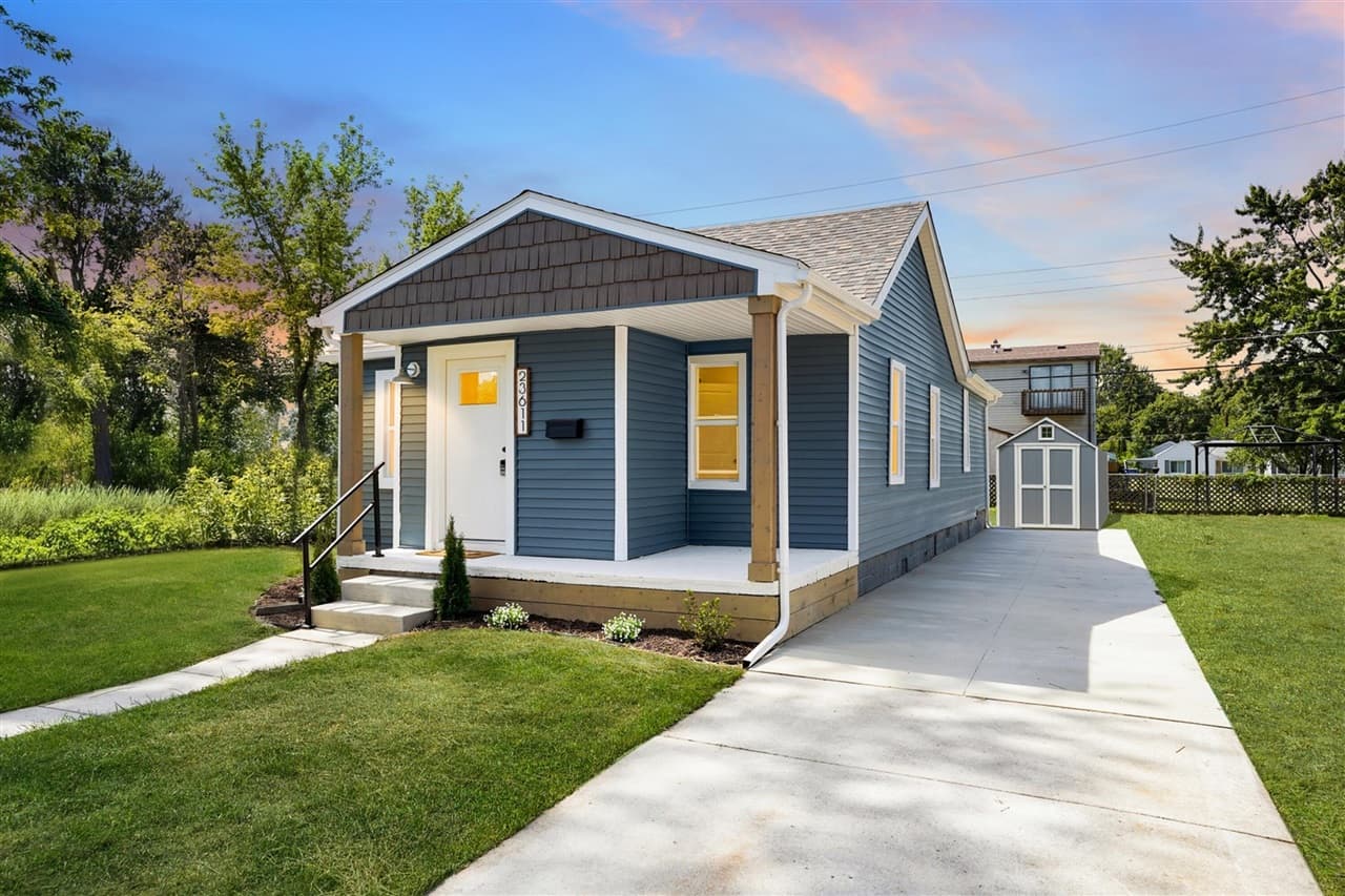 23611 Stewart Avenue