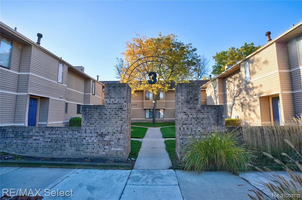 250 Briarcrest Drive 129