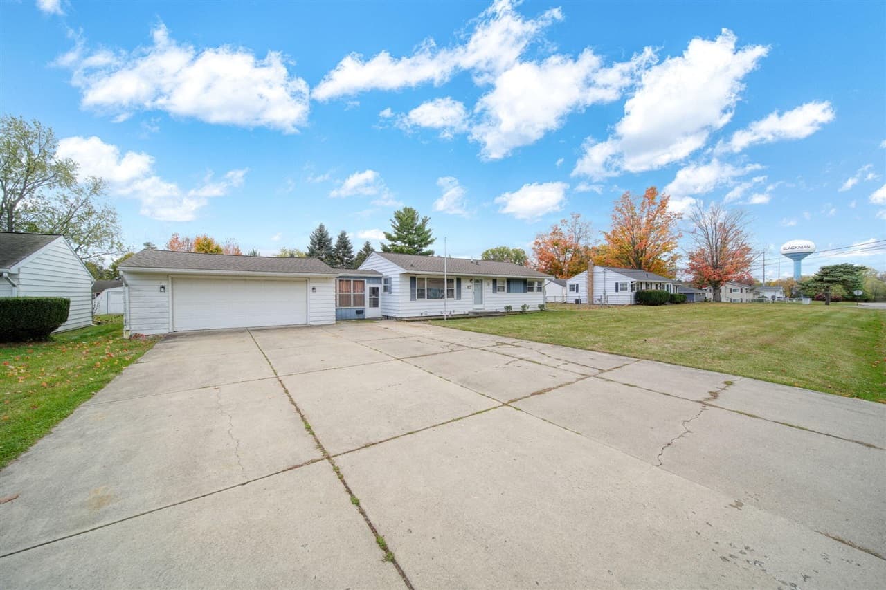 1341 Joseph St. Street