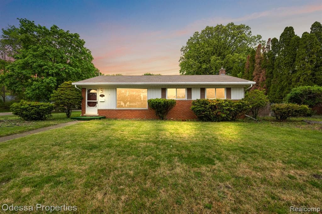 32038 PEMBROKE Street