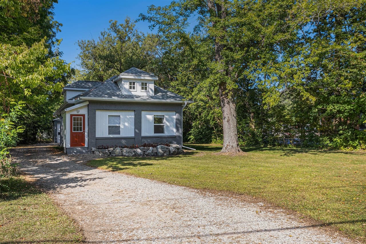 3192 W Michigan Avenue