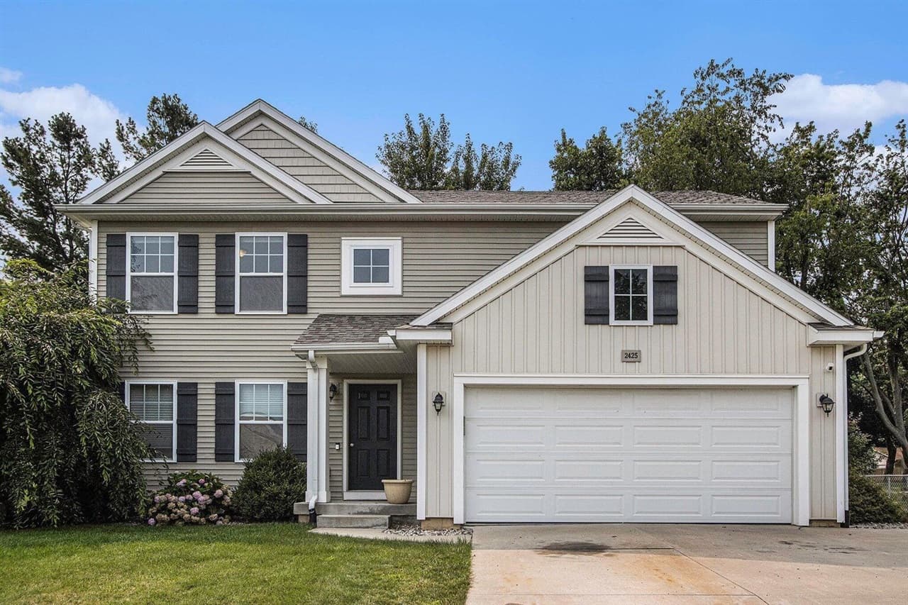 2425 Sagebrush Street