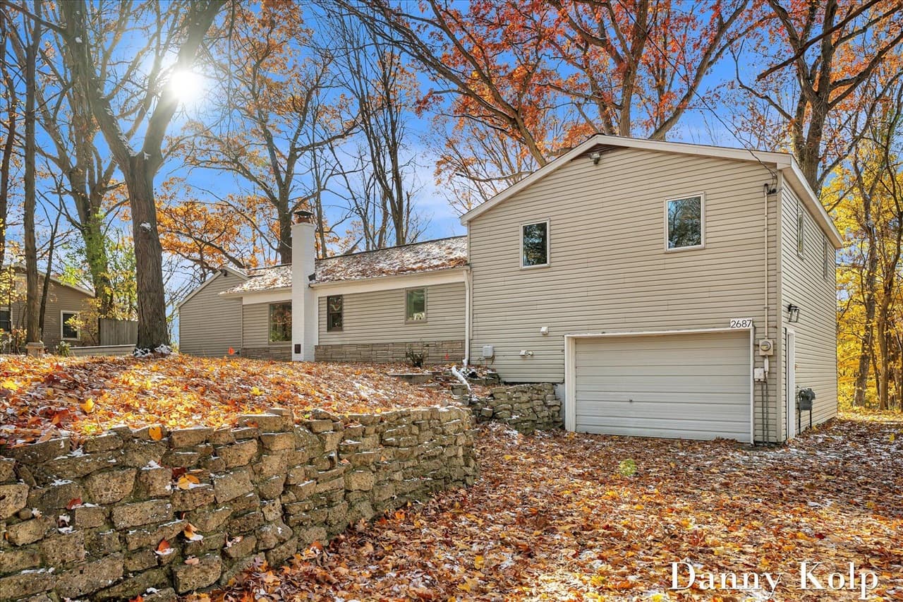 2687 Dunnigan Avenue
