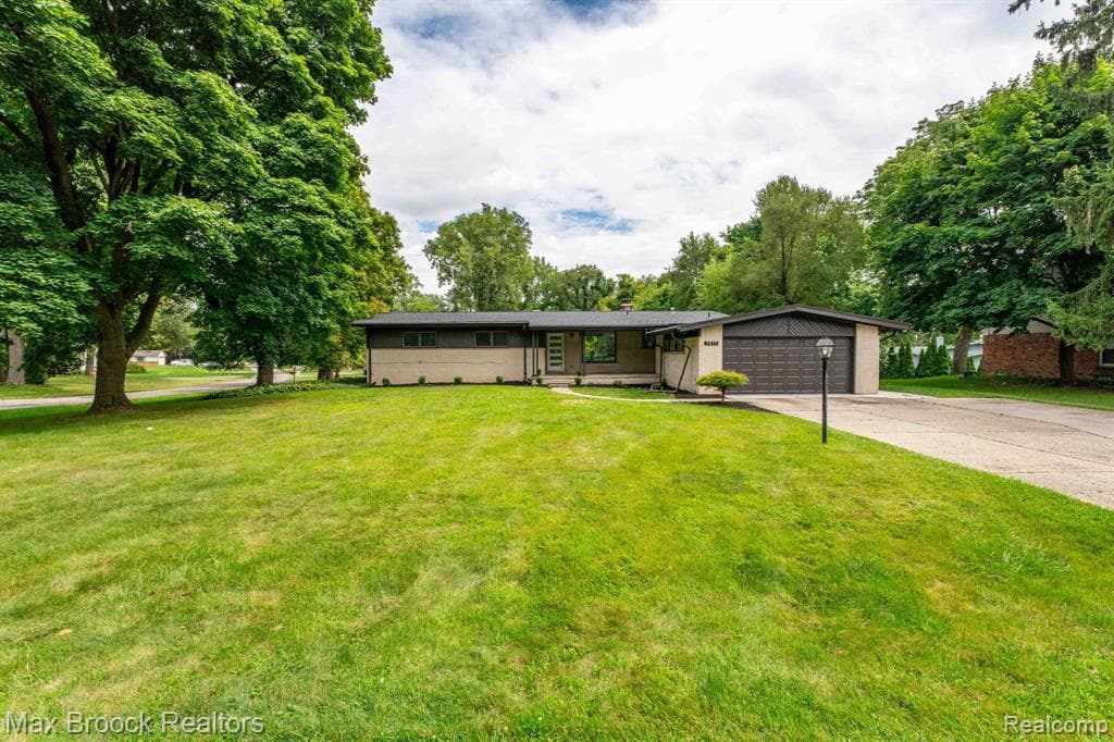 7011 White Pine Drive