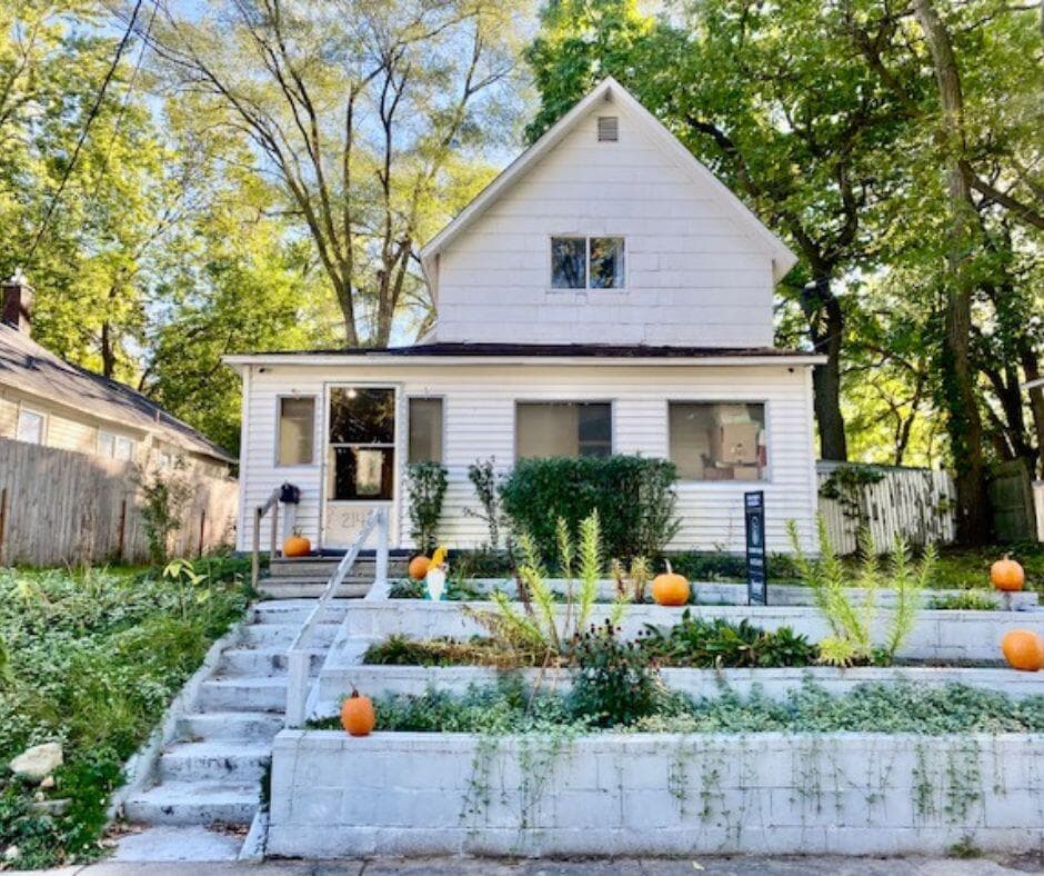 2142 Saint Charles Avenue