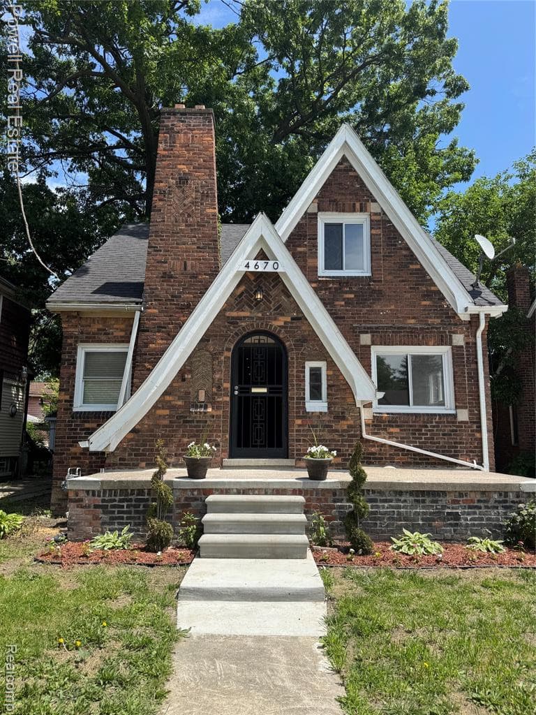 4670 Devonshire Road