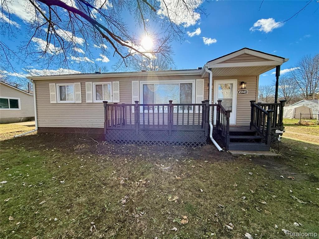 45949 Bontekos Avenue