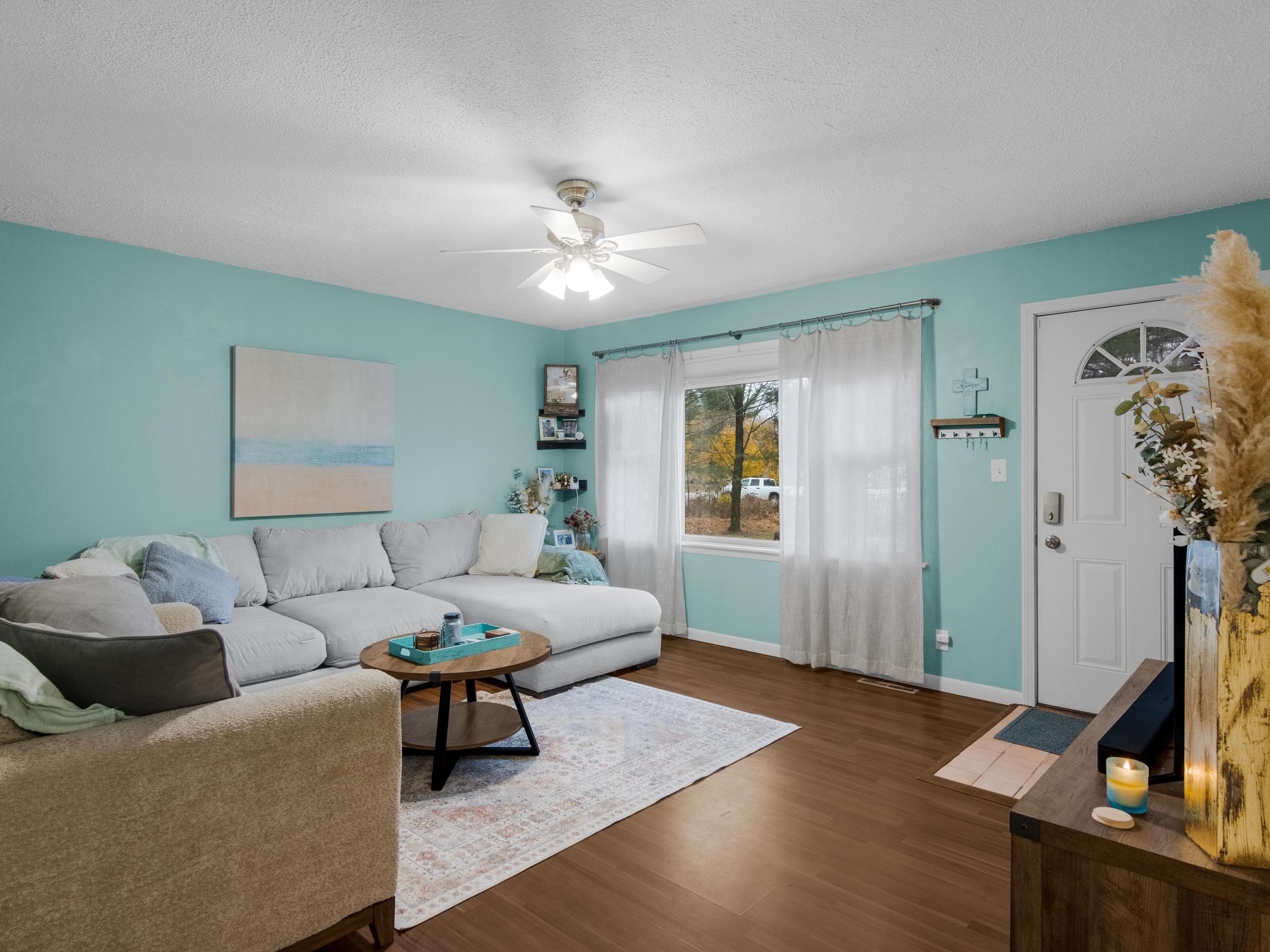 4740 N Manor Wood Drive