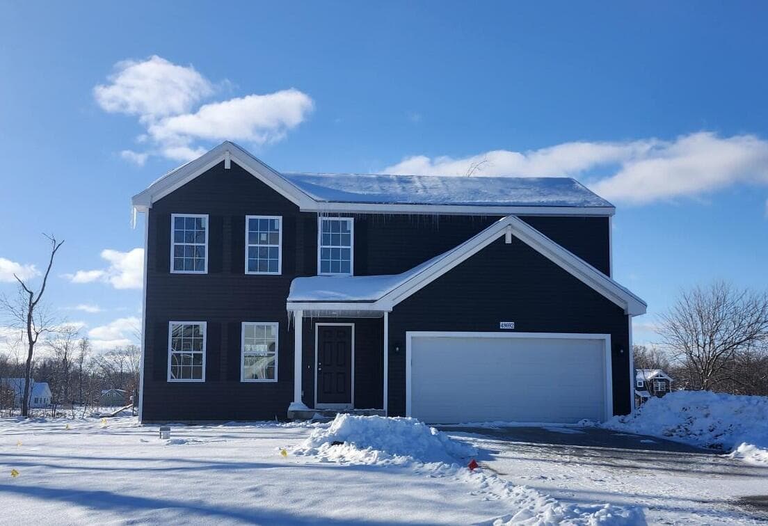 48692 Silver Oaks Boulevard