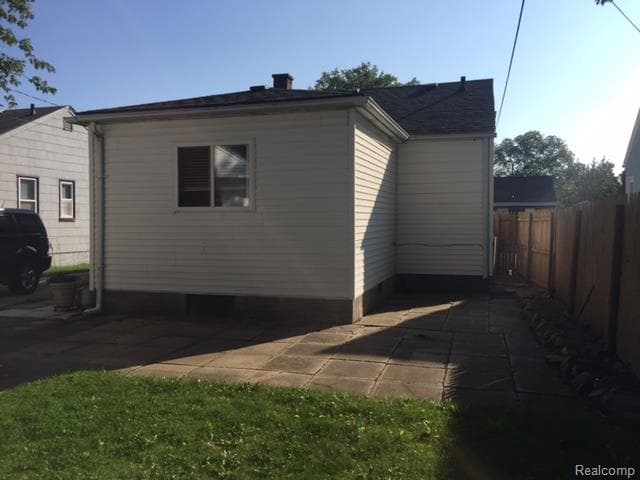 21801 Shakespeare Avenue