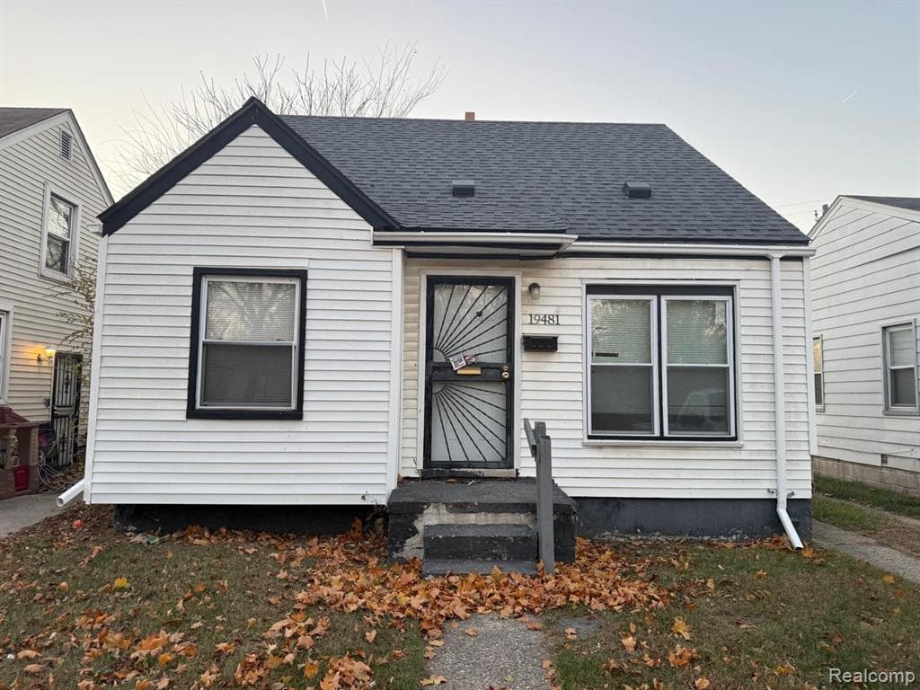 19481 Fenmore Street