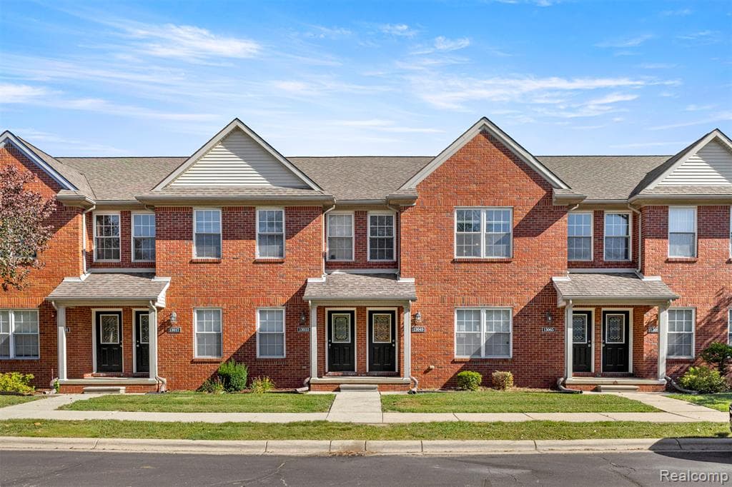 13033 Turnberry Court