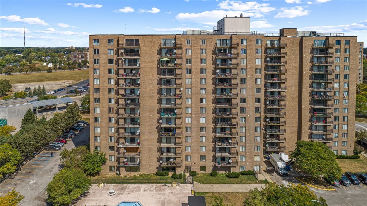 16400 N Park Drive 1218