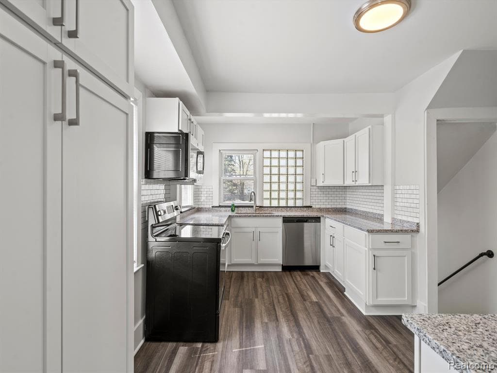 321 SAINT LOUIS #1 Street