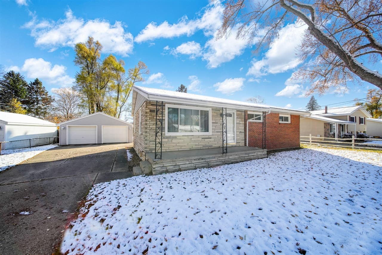 1273 E Southfield Drive