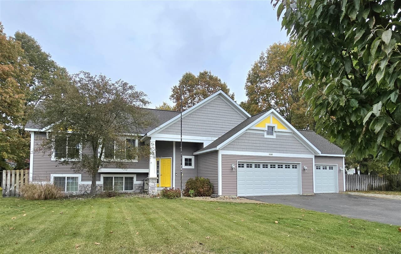 15385 Meadowlark Drive