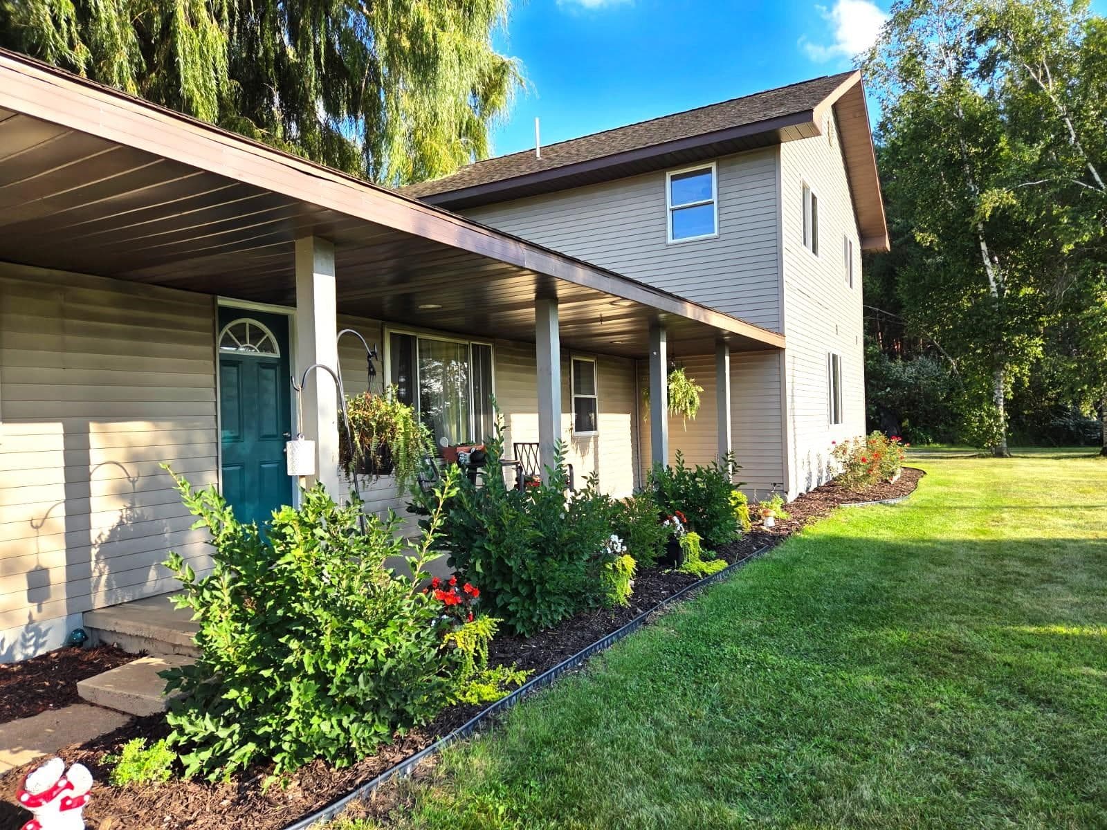 4832 N Dickenson Road