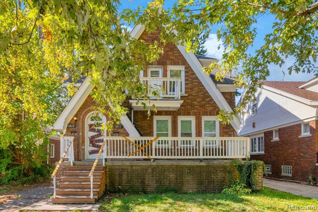 5511-5513 Somerset Avenue