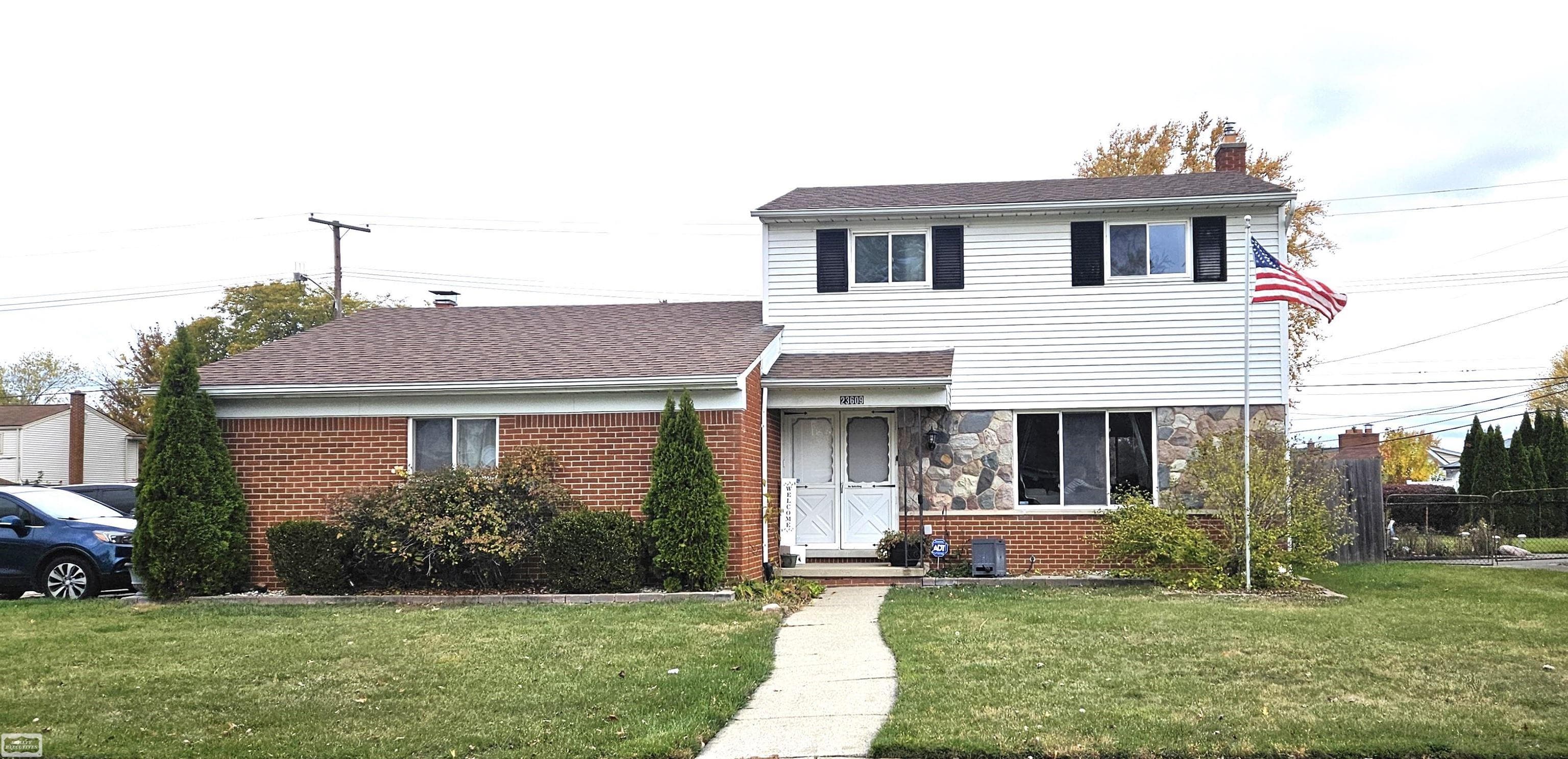 23609 Thornton Street