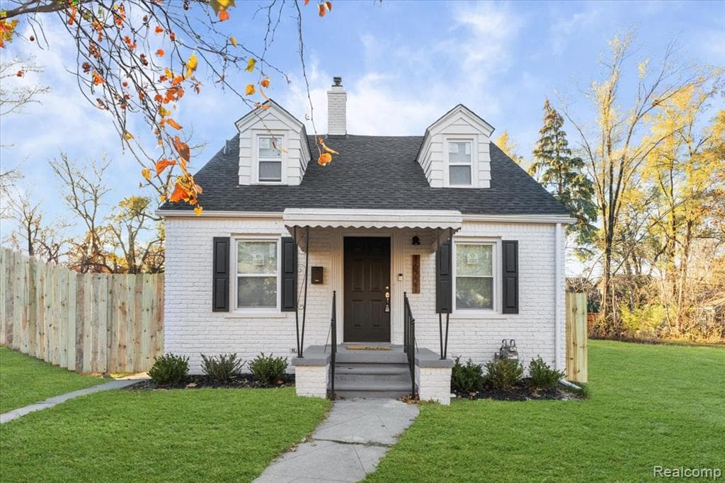 16221 SANTA ROSA Drive