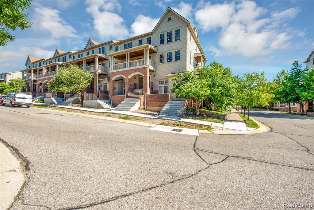 3912 Forester Boulevard