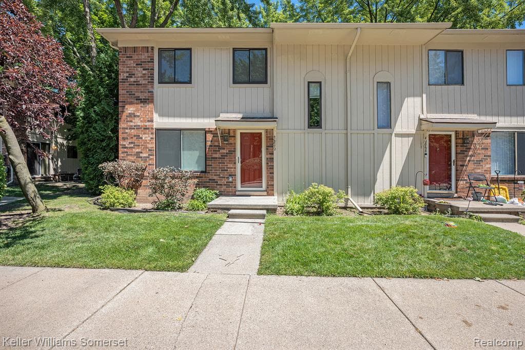 40872 Highpointe Drive