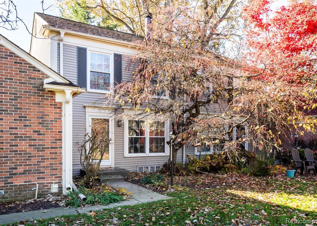 1246 Kings Cove Court