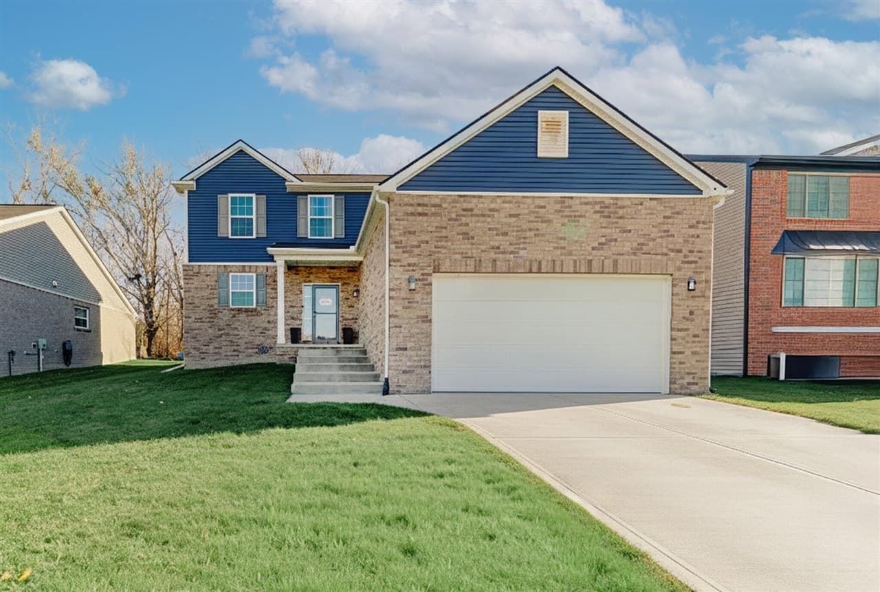 48138 Manhattan Drive