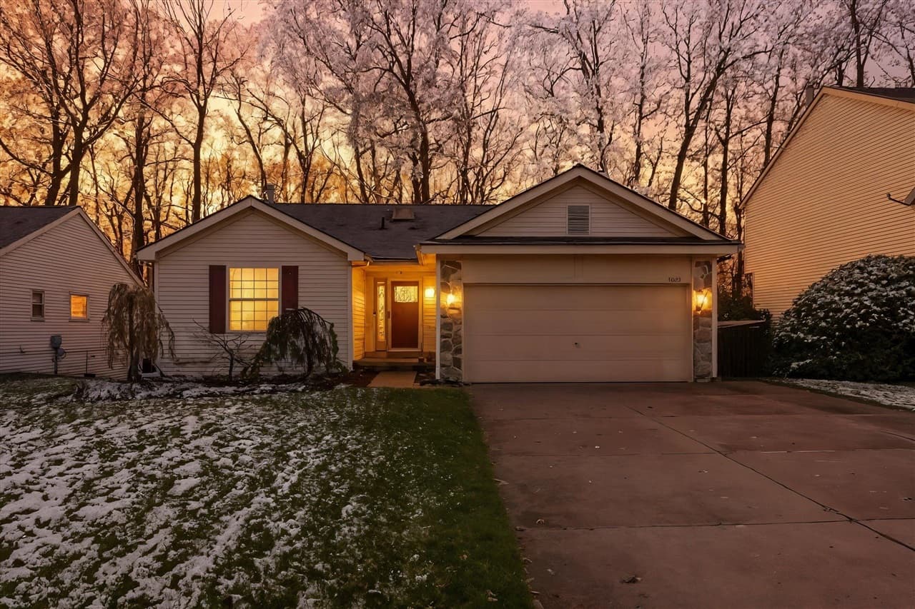 1623 Andover Boulevard