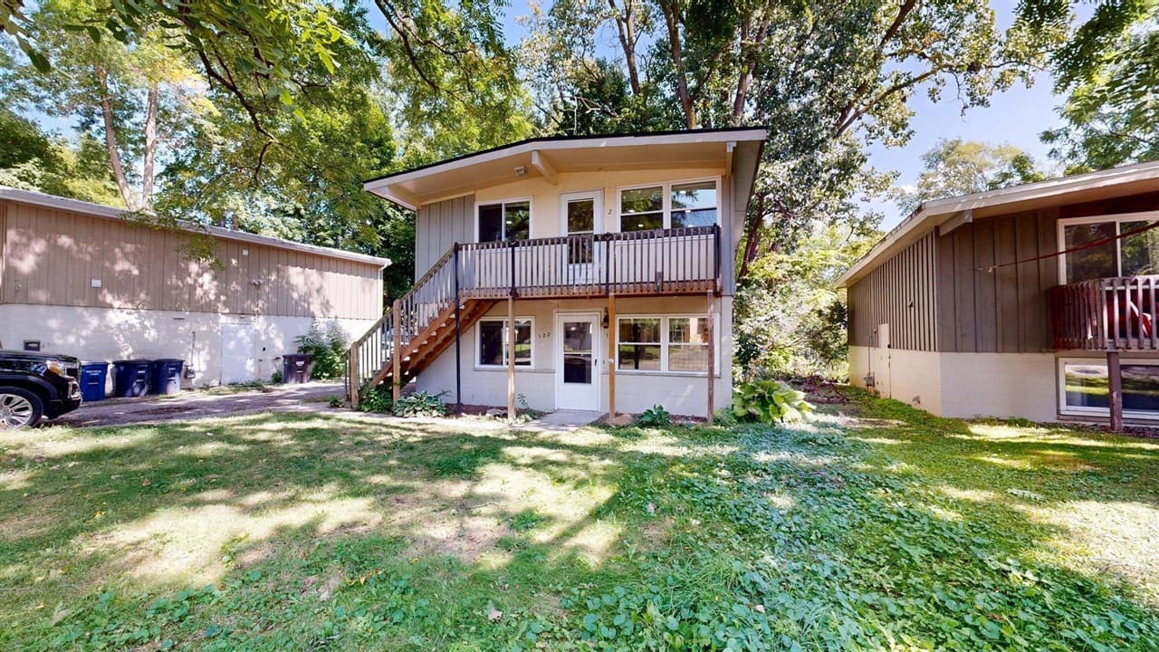 122 Allen Drive Unit: 1