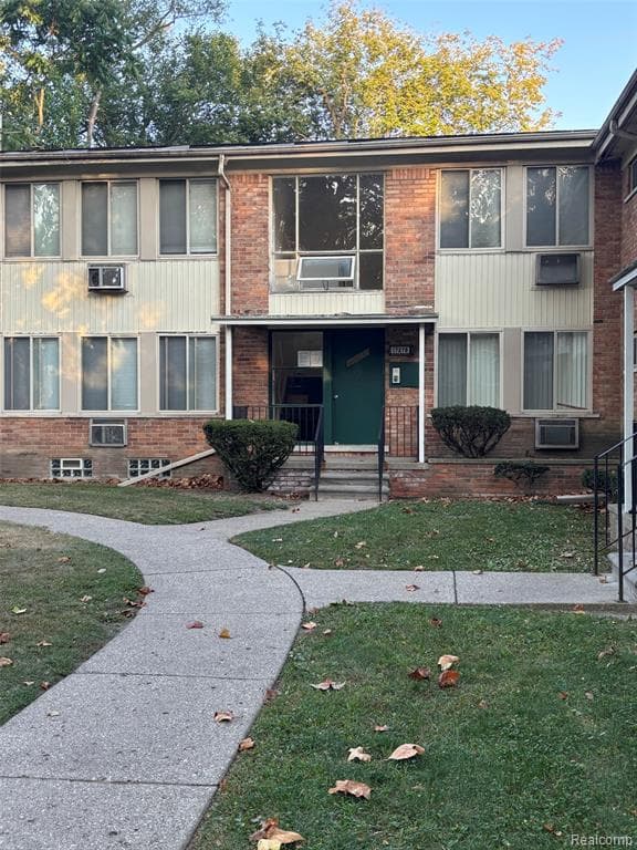 17278 Bentler Street