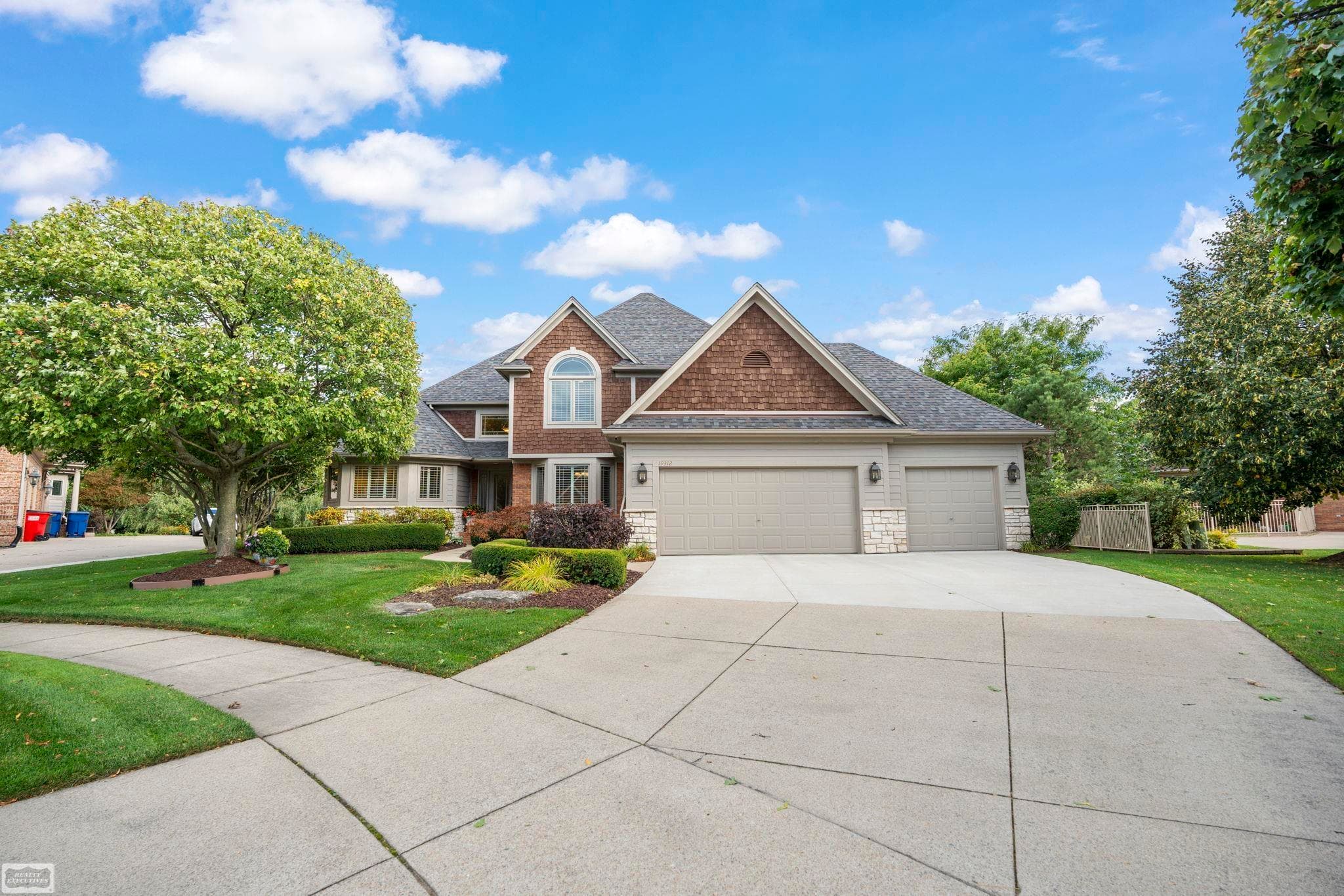 19312 River Valley Drive