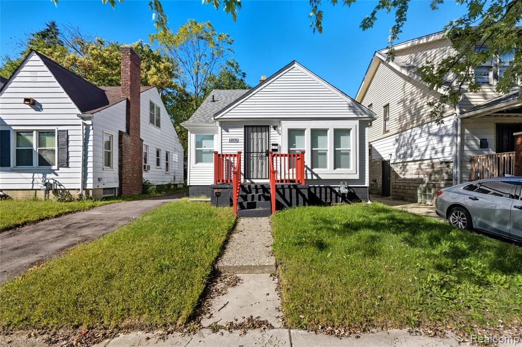 11831 PROMENADE Street