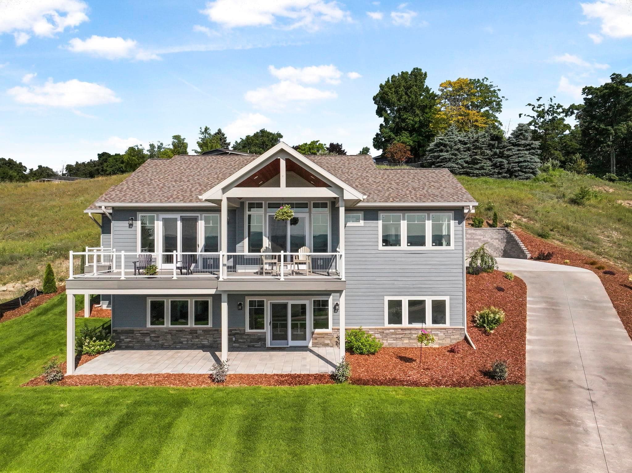 4239 Eagles View Lot: 18