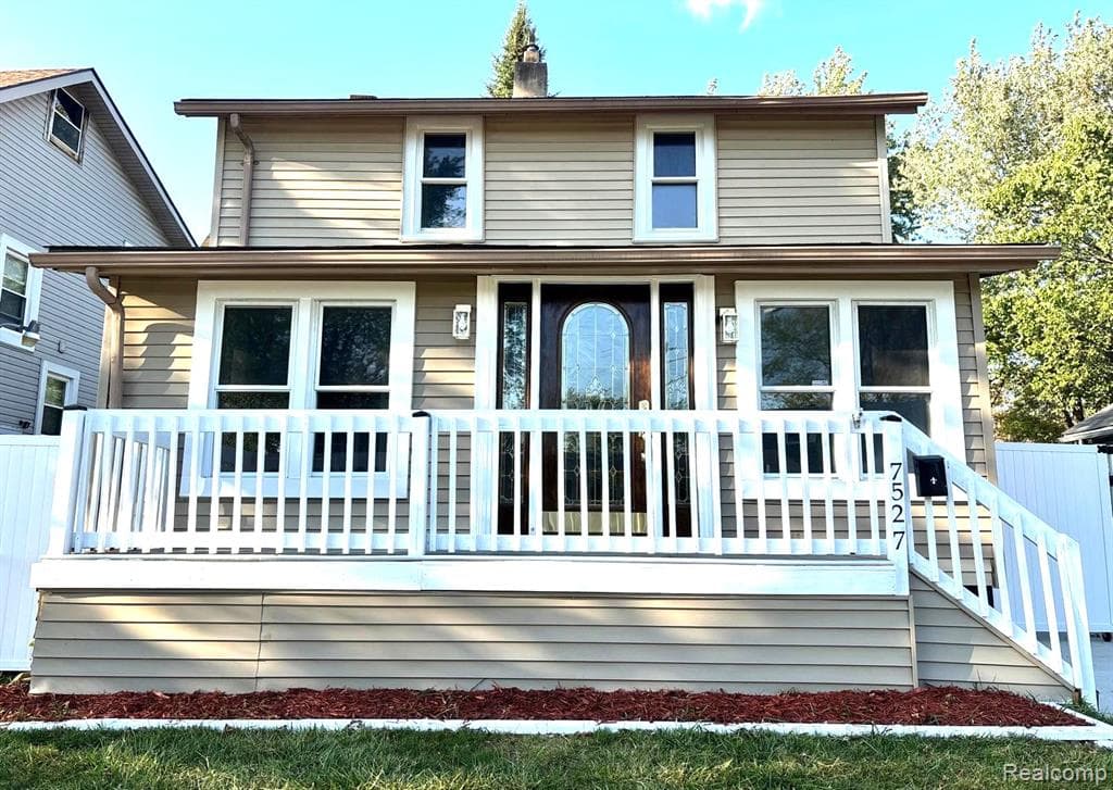 7527 Studebaker Avenue