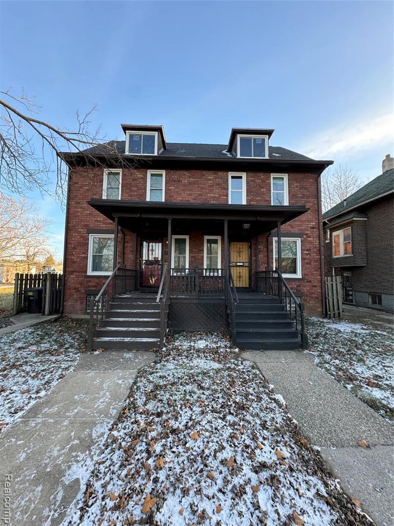 444 E Philadelphia Street