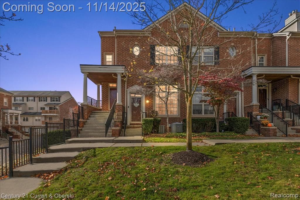 16924 Farmington Road 93