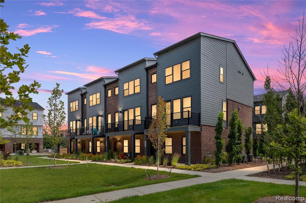 3062 Hydrangea Lane 48