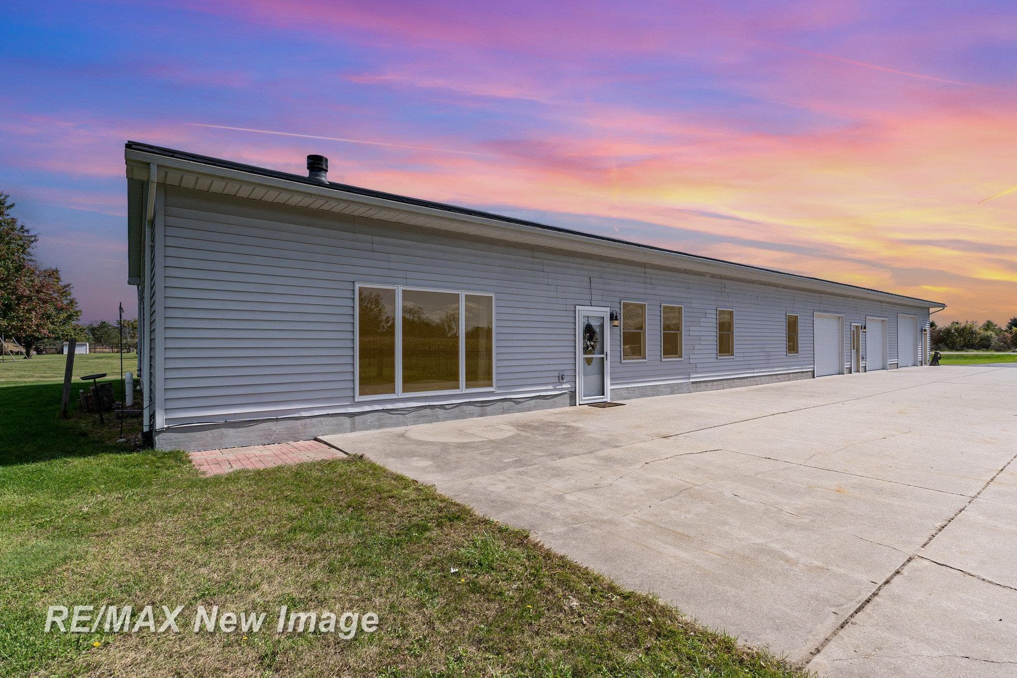 859 E Gordonville Road