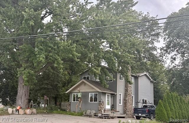 4882 Elizabeth Lake Road