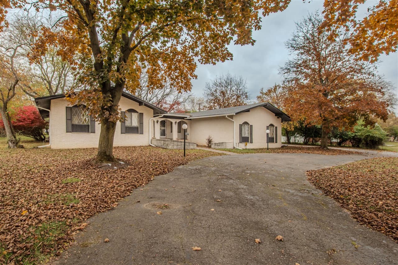 22745 Wrexford Drive