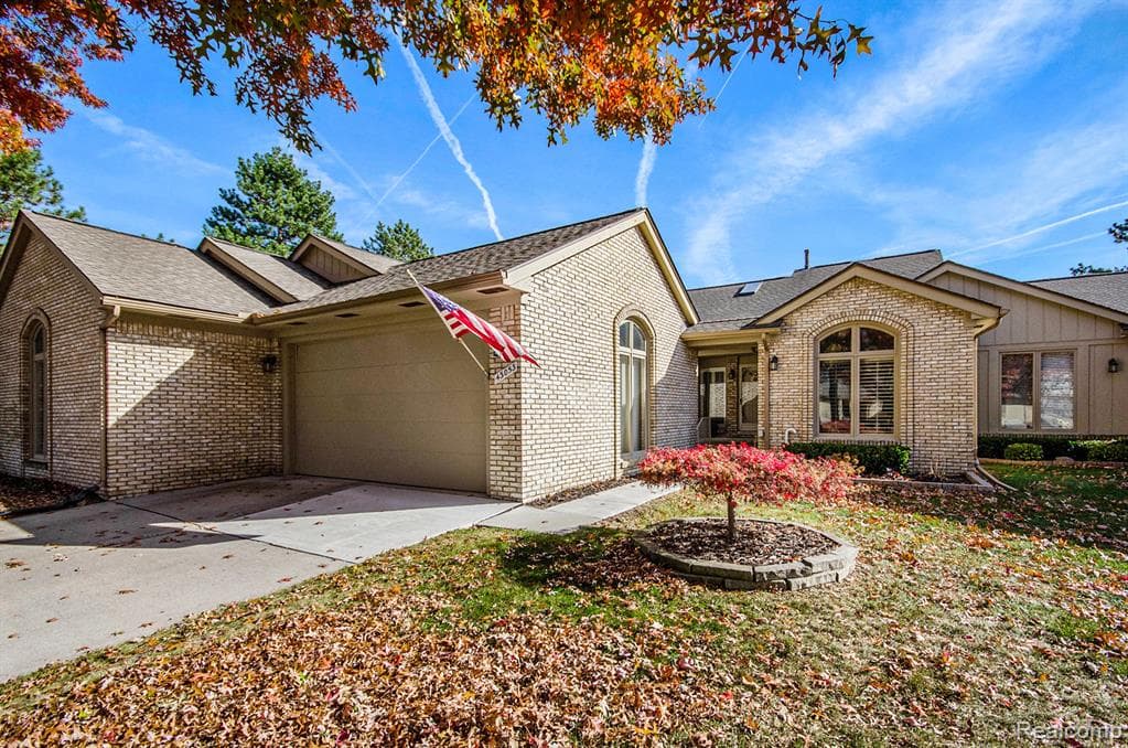 43053 W Kirkwood Drive 30