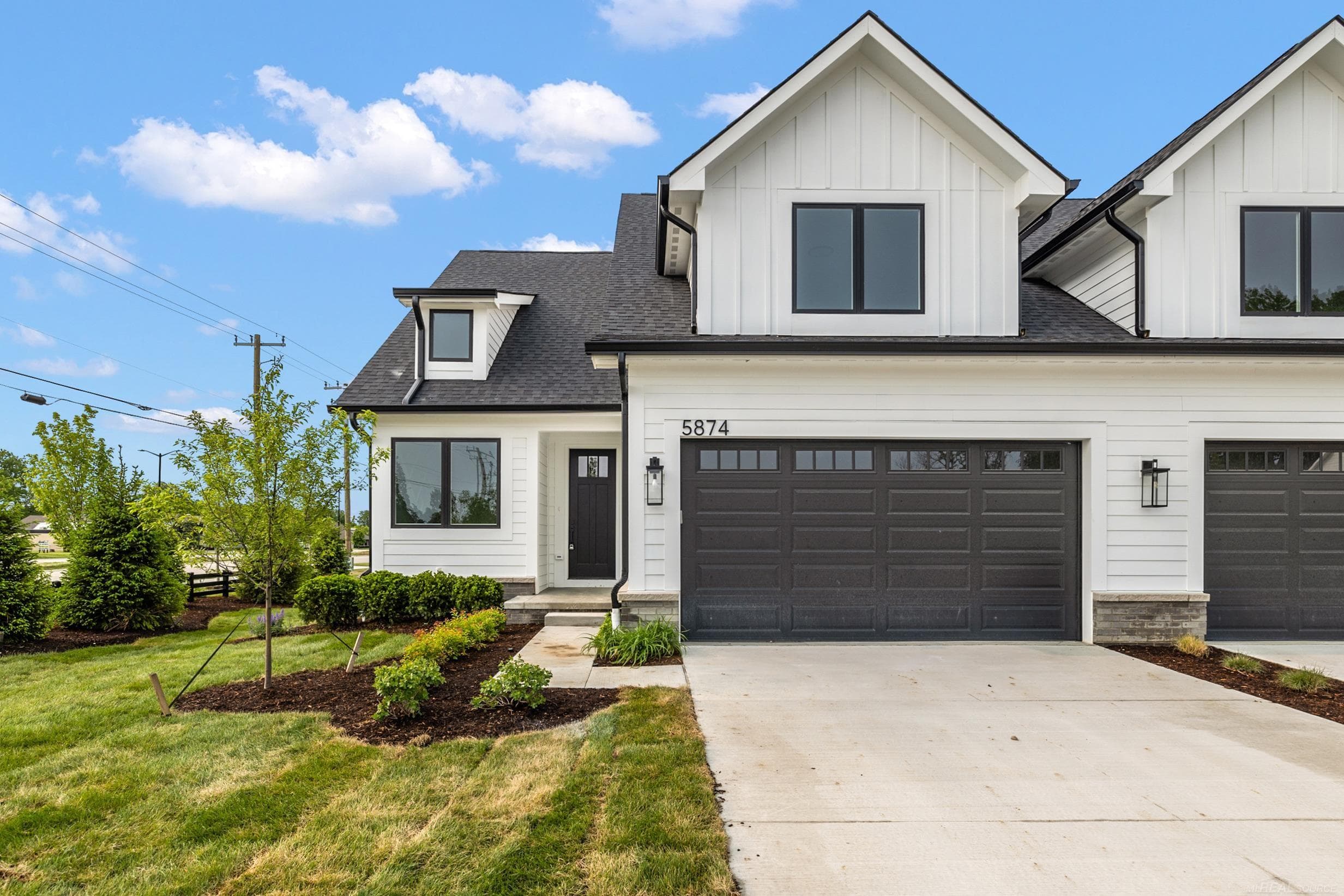 5874 Heights Drive Unit 20 / Building 10