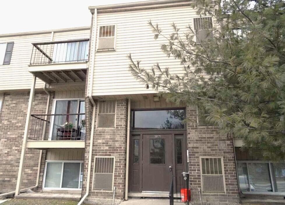 38255 Fairway Court Unit: 77B / Bldg: 38255