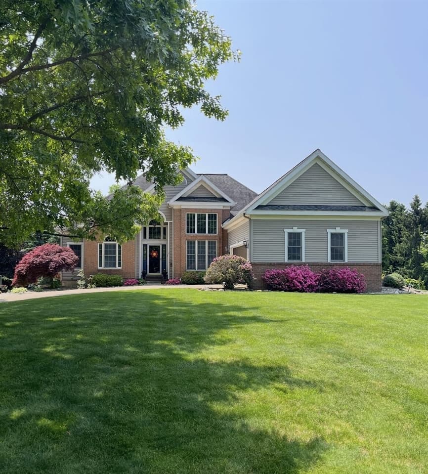 4849 Indian Creek Drive