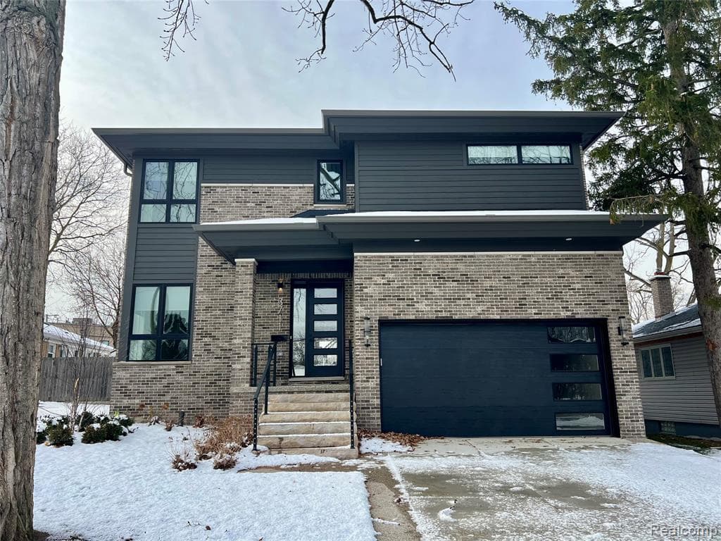 3711 Hampton Boulevard