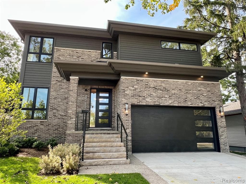 3711 Hampton Boulevard