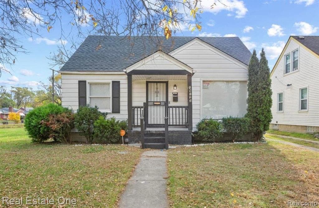 19123 MARGARETA Street