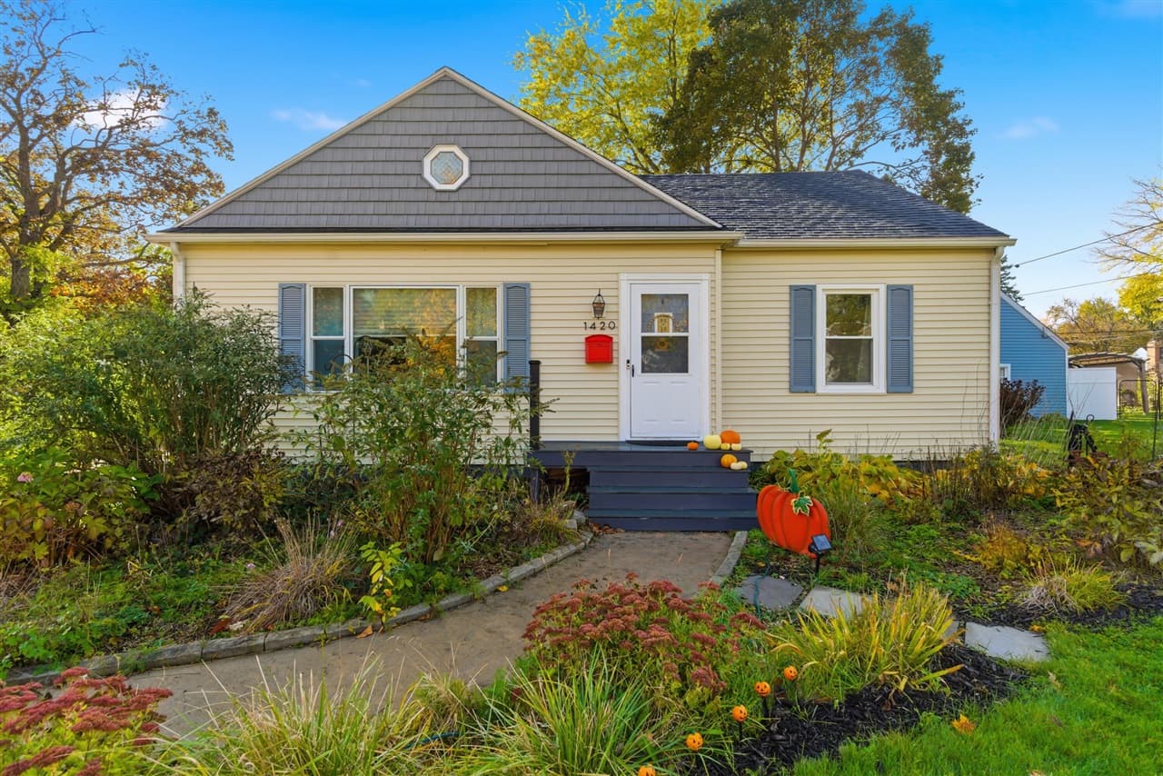 1420 Trails End Street