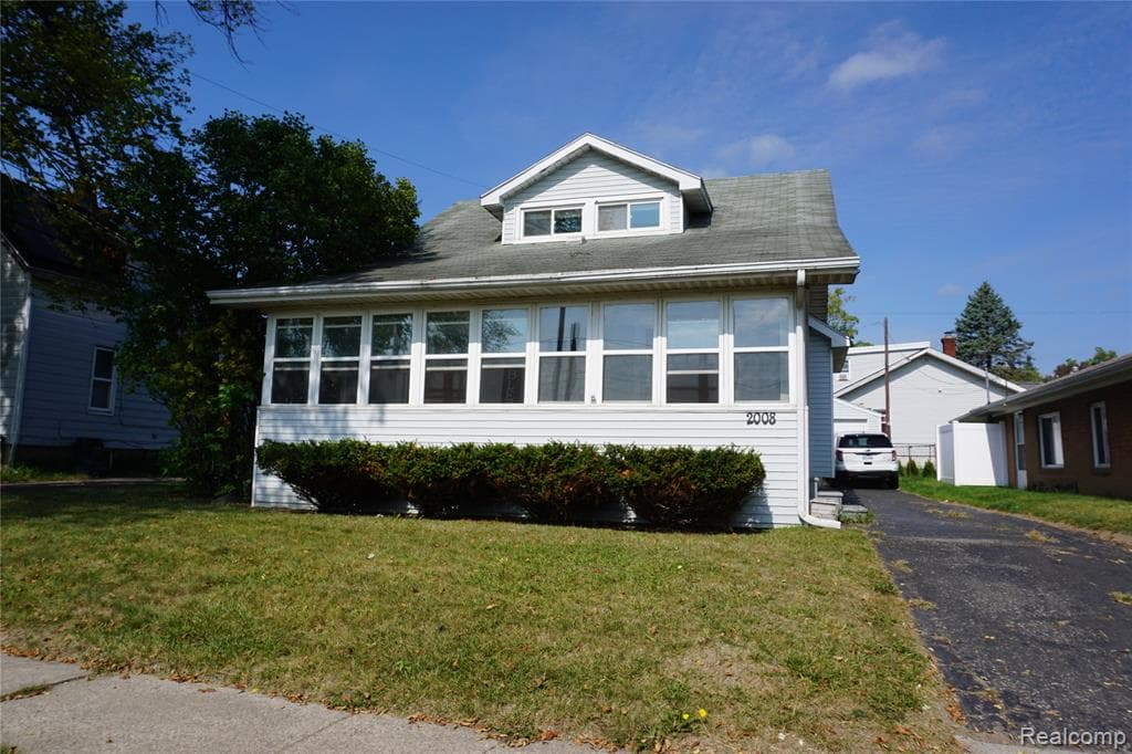 2008 University Avenue